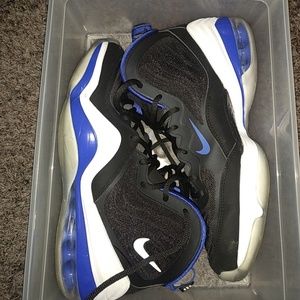 Mens size 10 Penny Hardaways (Black/Game Royal)